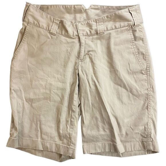 North Face size 4 women’s khaki Bermuda shorts - Picture 1 of 7
